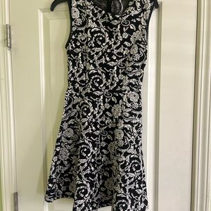 Chic Black and White Patterned Mini Dress